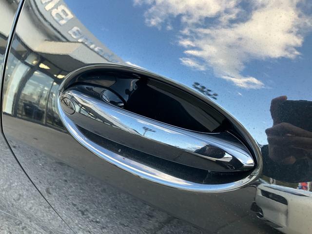 ４シリーズ ４２０ｉクーペ　Ｍスポーツ　【正規認定中古車】【全国正規ディーラー保証付／２年・走行距離無制限】　１９ＡＷ　Ｍスポーツ・ブレーキ　アダプティブ・Ｍサスペンション　赤革電動スポーツシート　オットマン付き　シートヒーター（16枚目）