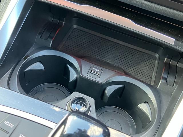 ４シリーズ ４２０ｉクーペ　Ｍスポーツ　【正規認定中古車】【全国正規ディーラー保証付／２年・走行距離無制限】　１９ＡＷ　Ｍスポーツ・ブレーキ　アダプティブ・Ｍサスペンション　赤革電動スポーツシート　オットマン付き　シートヒーター（46枚目）