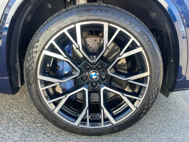 Ｘ５ Ｍ 　【正規認定中古車】【全国正規ディーラー保証付／２年・走行距離無制限】弊社下取り　Ｂ＆Ｗスピーカー　パンラマサンルーフ　サキールオレンジシート　フルメリノレザー　ベンチレーション　シートヒーター（4枚目）