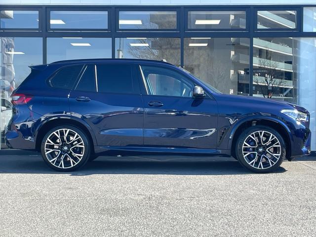 Ｘ５ Ｍ 　【正規認定中古車】【全国正規ディーラー保証付／２年・走行距離無制限】弊社下取り　Ｂ＆Ｗスピーカー　パンラマサンルーフ　サキールオレンジシート　フルメリノレザー　ベンチレーション　シートヒーター（12枚目）