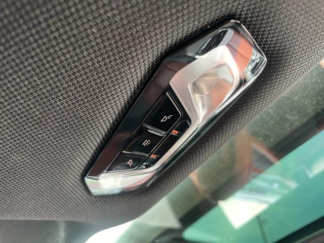 ８シリーズ Ｍ８５０ｉ　ｘＤｒｉｖｅ　グランクーペ　【正規認定中古車】【全国正規ディーラー保証付／２年・走行距離無制限】ブラウンレザー電動シート　禁煙車　ヘッドアップディスプレイ　ハーマンカードン　サンルーフ　２０インチＡＷ　パドルシフト　電動トランク（32枚目）