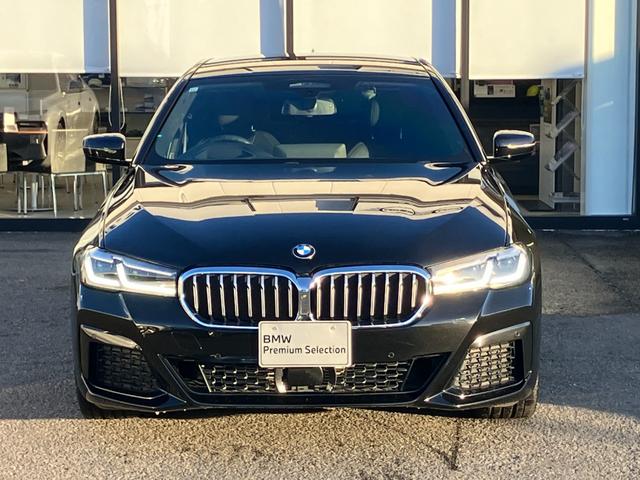 ５シリーズ ５２３ｄ　ｘＤｒｉｖｅＭスポーツエディションジョイ＋　【正規認定中古車】【全国正規ディーラー保証付／２年・走行距離無制限】１９ＡＷ　ＬＥＤ　パドルシフト　前後社外ドラレコ　黒革Ｐシート　シートヒーター　トップビュー　全方囲ＰＤＣ　フルセグＴＶ　ＡＣＣ（11枚目）