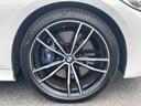 ３シリーズ ３３０ｅ　Ｍスポーツ　ハイラインパッケージ　【正規認定中古車】【全国正規ディーラー保証付／２年・走行距離無制限】弊社下取り　ハイラインパッケージ　ワンオーナー　トップビューカメラ　全方位ＰＤＣ　ウッドトリム　青色キャリパー（7枚目）