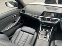 ３３０ｅ　Ｍスポーツ　ハイラインパッケージ　【正規認定中古車】【全国正規ディーラー保証付／２年・走行距離無制限】弊社下取り　ハイラインパッケージ　ワンオーナー　トップビューカメラ　全方位ＰＤＣ　ウッドトリム　青色キャリパー（35枚目）