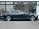 また、BMW正規認定中古車は、エマージェンシーサービスが自動付帯。24時間365日、皆様のカーライフをサポート致します。確かな安心のうえで、「駆けぬける歓び」をご堪能ください。