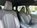 ｘＤｒｉｖｅ　２０ｄ　マットカラー【正規認定中古車】【全国正規ディーラー保証付／２年・走行距離無制限】パノラマサンルーフ　ブラックレザースポーツシート　全席シートヒーター　ハーマンカードン　トップビュー　２０ＡＷ（28枚目）