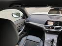 320d xDrive Mスポーツ 【正規認定中古車】【全国正規ディーラー保証付/2年・走行距離無制限】コンフォートパッケージ パーキングアシストプラス アンビエントライト ACC 電動トランク トップビューカメラ 後退アシスト(30枚目)