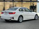 320d xDrive 【正規認定中古車】【全国正規ディーラー保証付/2年・走行距離無制限】弊社下取り車 黒布シート シートヒーター トップビューカメラ 全方位PDC ACC アンビエントライト(14枚目)