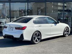 国道２４６号線沿い、南町田グランベリーパーク駅すぐ。ＢＭＷ　Ｐｒｅｍｉｕｍ　Ｓｅｌｅｃｔｉｏｎ　東名横浜／〒１９４−０００４　東京都町田市鶴間５−１８−１／ＴＥＬ：０４２−７８８−８０２２ 3