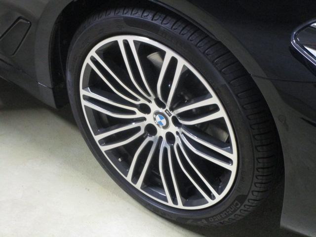 523iツーリング MスポーツヘッドアップD 新車保証継承(5枚目)