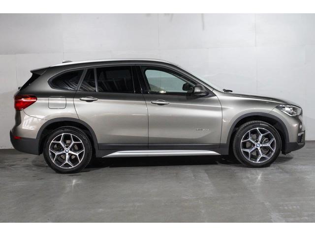 xDrive 18d xライン ハイラインパッケージ コンフォートパッケージ パノラマサンルーフ 電動フロントシート シートヒーター(9枚目)