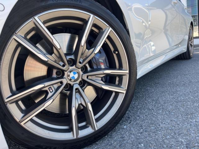 BMW ３シリーズ Ｍ３４０ｉ ｘＤｒｉｖｅ サンルーフ 茶革シート ｈａｒｍａｎ／ｋａｒｄｏｎ 純正ナビＴＶ 全周囲カメラ 541.6万円  令和2年(2020年) 千葉県 中古車