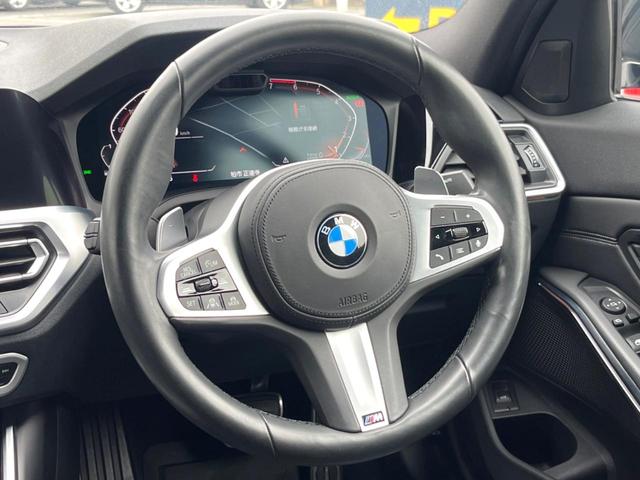 ３２０ｉ　Ｍスポーツ　１オーナー　ハイラインＰＫＧ　コンフォートＰＫＧ　ＯＰ１９インチＡＷ　革シート　ＡＰＰＬＥＣＡＲＰＬＡＹ　純正ナビ　リアビューカメラ　シートヒーター　アクティブクルコン　ＬＥＤヘッド　ＥＴＣ　禁煙車(11枚目)