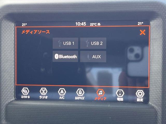 スポーツ　１オーナー　ＡｐｐｌｅＣａｒＰｌａｙ　バックカメラ　サイドカメラ　レーダークルーズコントロール　クリアランスソナー　ダウンヒルアシスト　アイドリングストップ　ＥＴＣ　純正１７インチアルミ(7枚目)