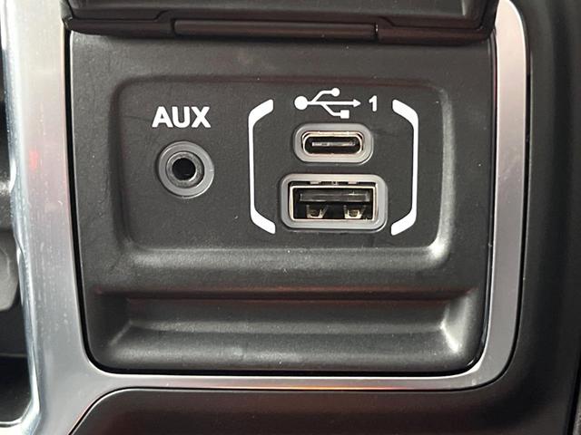 ジープ・ラングラーアンリミテッド ルビコン　１オーナー　純正ナビＴＶ　バックカメラ　ＡｐｐｌｅＣａｒｐｌａｙ　アクティブクルコン　ブラック革シート　シートヒーター　Ａｌｐｉｎｅサウンド　ＬＥＤヘッドライト　オートハイビーム　純正１７インチＡＷ（44枚目）