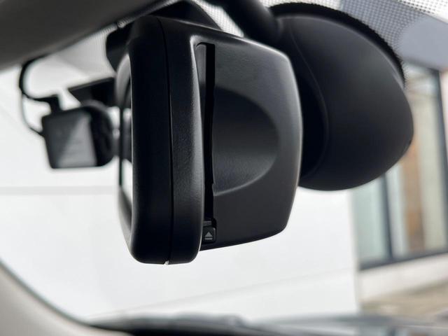 ＭＩＮＩ クーパーＳ　３ドア　ペッパーＰＫＧ　純正ナビ　フルセグ　バックカメラ　ＬＥＤヘッドランプ／ＬＥＤフロントフォグ　Ｂｌｕｅｔｏｏｔｈ接続　アイドリングストップ　純正１７インチアルミ　ＥＴＣ　禁煙（8枚目）