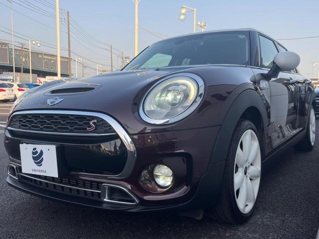 ＭＩＮＩ クーパーＳ　クラブマン　チリＰＫＧ　純正ナビ　フルセグＴＶ　リアビューカメラ　革／クロスコンビシート　オートクルーズコントロール　コンフォートアクセス　純正１８インチアルミホイール　ＬＥＤヘッドランプ　ＥＴＣ　禁煙車（13枚目）