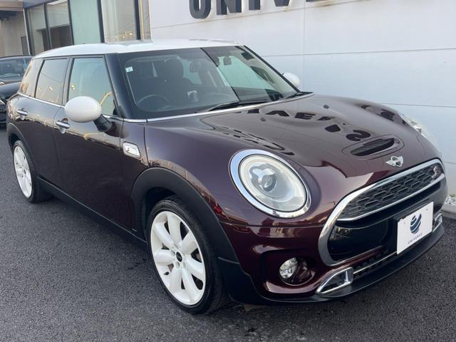 ＭＩＮＩ クーパーＳ　クラブマン　チリＰＫＧ　純正ナビ　フルセグＴＶ　リアビューカメラ　革／クロスコンビシート　オートクルーズコントロール　コンフォートアクセス　純正１８インチアルミホイール　ＬＥＤヘッドランプ　ＥＴＣ　禁煙車（23枚目）