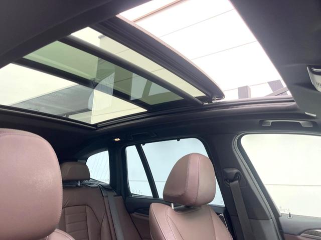 Ｘ３ ｘＤｒｉｖｅ　２０ｄ　Ｍスポーツ　セレクトＰＫＧ　ハイラインＰＫＧ　ＯＰ２０インチＡＷ　アンビエントライト　パノラマサンルーフ　茶革シート　ｈａｒｍａｎ／ｋａｒｄｏｎサウンド　純正ナビＴＶ　全周囲カメラ　アクティブクルーズコントロール（4枚目）
