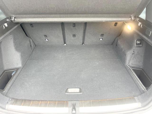 Ｘ１ ｘＤｒｉｖｅ　１８ｄ　Ｍスポーツエディションジョイ＋　ハイラインＰＫＧ　コンフォートＰＫＧ　１オーナー　黒革　純正ナビ　バックカメラ　インテリジェントセーフティ　前席パワーシート　シートヒーター　電動リア　ＬＥＤヘッド　純正１８インチアルミ　ＥＴＣ　禁煙（11枚目）