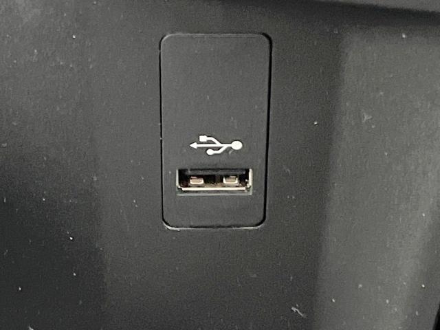 Ｘ１ ｘＤｒｉｖｅ　１８ｄ　Ｍスポーツエディションジョイ＋　ハイラインＰＫＧ　コンフォートＰＫＧ　１オーナー　黒革　純正ナビ　バックカメラ　インテリジェントセーフティ　前席パワーシート　シートヒーター　電動リア　ＬＥＤヘッド　純正１８インチアルミ　ＥＴＣ　禁煙（47枚目）