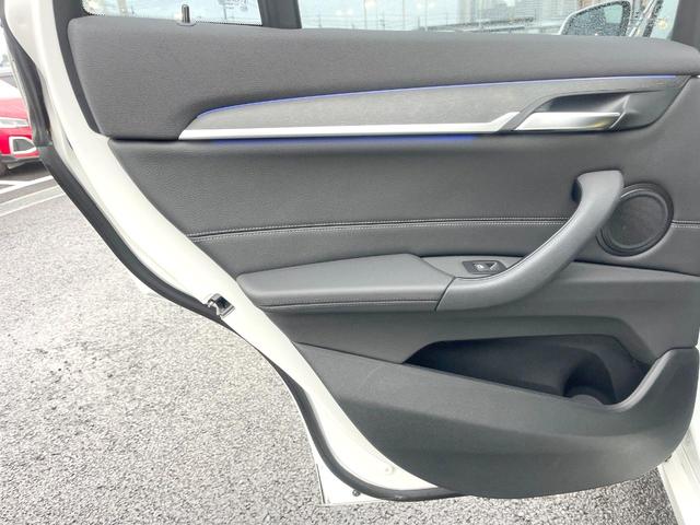 Ｘ１ ｘＤｒｉｖｅ　１８ｄ　Ｍスポーツエディションジョイ＋　ハイラインＰＫＧ　コンフォートＰＫＧ　１オーナー　黒革　純正ナビ　バックカメラ　インテリジェントセーフティ　前席パワーシート　シートヒーター　電動リア　ＬＥＤヘッド　純正１８インチアルミ　ＥＴＣ　禁煙（61枚目）