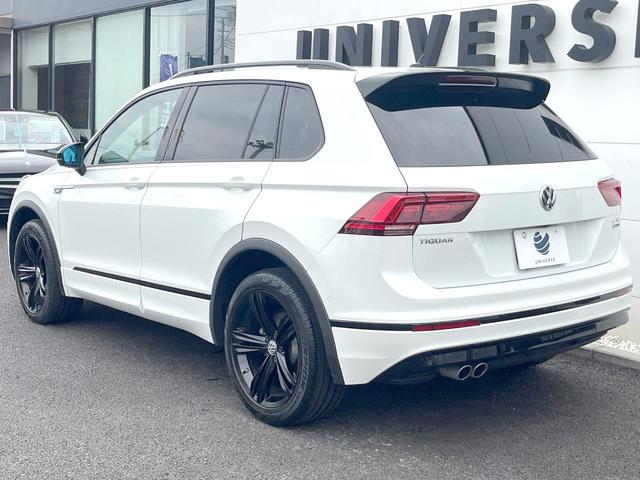 ティグアン ＴＤＩ　４モーション　Ｒライン　ブラックスタイル　１オーナー　４５０台限定車　ＡｐｐｌｅＣａｒＰｌａｙ　純正ナビＴＶ　３６０度カメラ　アダプティブクルコン　純正１９インチＡＷ　ヘッドアップディスプレイ　パワーバックドア　全席シートヒーター　禁煙車（24枚目）