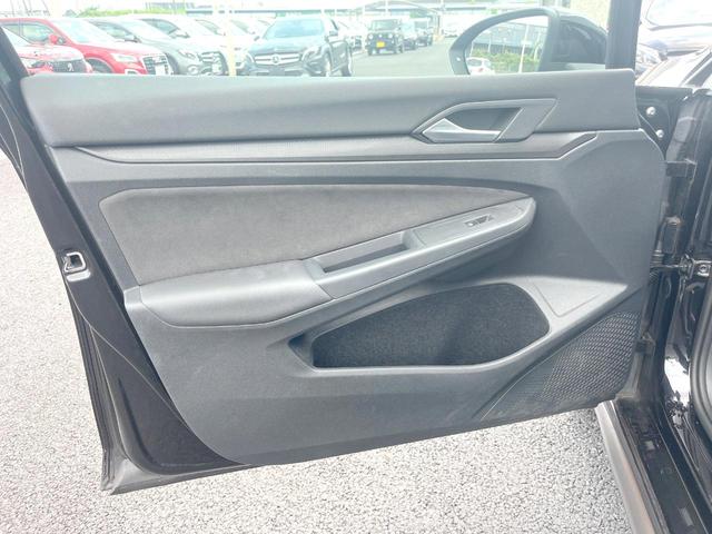 ゴルフＧＴＩ ベースグレード　１オーナー　ＤＣＣパッケージ　ＤｉｓｃｏｖｅｒＰｒｏパッケージ　テクノロジーパッケージ　バックカメラ　シートヒーター　専用スポーツサスペンション　ステアリングヒーター　デジタルコックピットプロ　禁煙（20枚目）