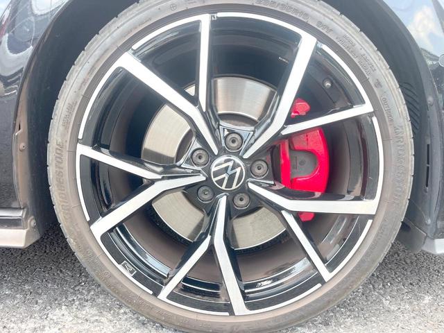 ゴルフＧＴＩ ベースグレード　１オーナー　ＤＣＣパッケージ　ＤｉｓｃｏｖｅｒＰｒｏパッケージ　テクノロジーパッケージ　バックカメラ　シートヒーター　専用スポーツサスペンション　ステアリングヒーター　デジタルコックピットプロ　禁煙（49枚目）