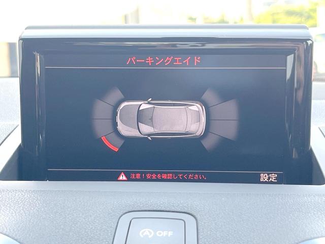 Ｓ１ ベースグレード　ＢＯＳＥサラウンド　６速ＭＴ　純正ナビＴＶ　パーキングセンサー　ハーフレザーシート　ＨＩＤヘッドランプ　純正１８インチＡＷ　オートエアコン　Ｂｌｕｅｔｏｏｔｈ再生　ＥＴＣ　禁煙車（4枚目）