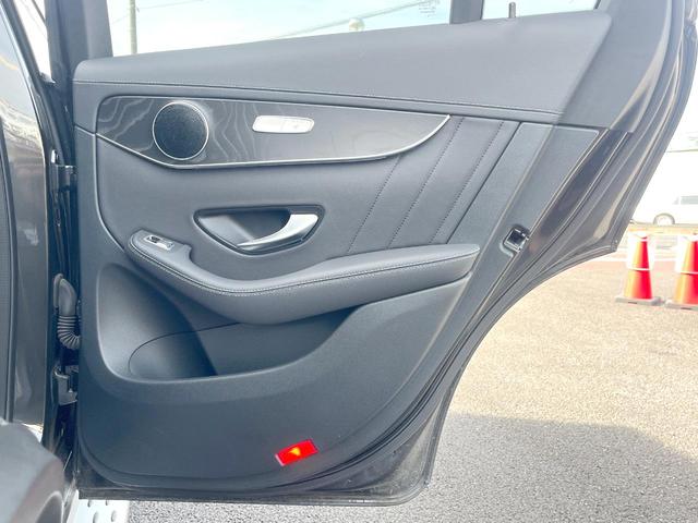 ＧＬＣ ＧＬＣ２２０ｄ　４マチック　クーペ　ＡＭＧライン　ガラススライディングルーフ　レーダーセーフティＰＫＧ　純正ナビＴＶ　全周囲カメラ　ディストロニックプラス　ハーフレザーシート　パワーシート　シートヒーター　キーレスゴー　純正１９インチアルミホイール（49枚目）