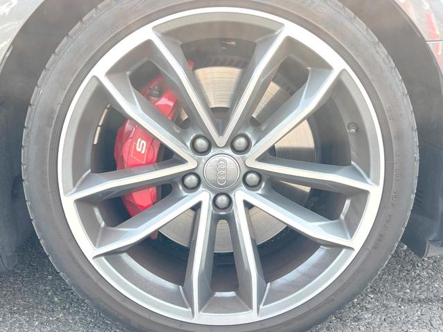 Ｓ５スポーツバック ベースグレード　パノラマサンルーフ　レザーＰＫＧ　アシスタンスＰＫＧ　マトリクスＬＥＤヘッドランプＰＫＧ　Ｂａｎｇ＆Ｏｌｕｆｓｅｎサウンド　プライバシーガラス　レッドブレーキキャリパー　アダプティブクルコン　禁煙車（56枚目）