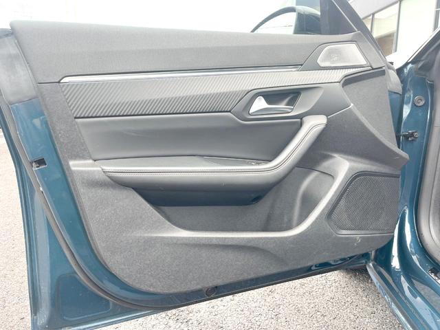 ５０８ ＳＷ　ＧＴ　ブルーＨＤｉ　１オーナー　フルＰＫＧ　サンルーフ　黒革シート　純正ナビ　フルセグ　３６０度カメラ　ＬＥＤヘッドライト　電動リア　ＦＯＣＡＬプレミアムサウンド　純正１８インチアルミ　ＥＴＣ　禁煙（56枚目）