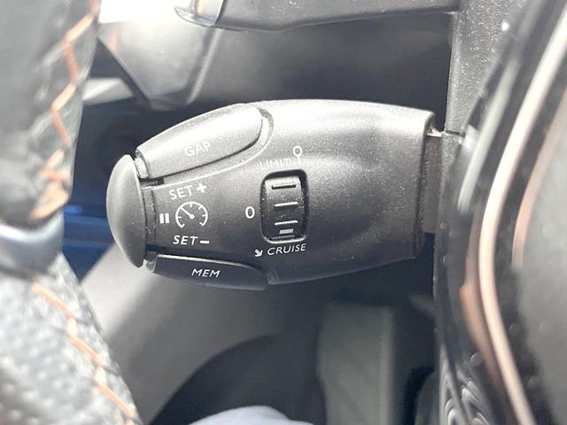 ５００８ ＧＴ　ブルーＨＤｉ　ファーストクラスＰＫＧ　ＡＰＰＬＥＣＡＲＰＬＡＹ　３６０度ビジョン　シートヒーター　パワーシート　ブラインドスポット　パワーバックドア　ＬＥＤヘッドライト　純正１８インチアルミ　ＥＴＣ　禁煙車（7枚目）