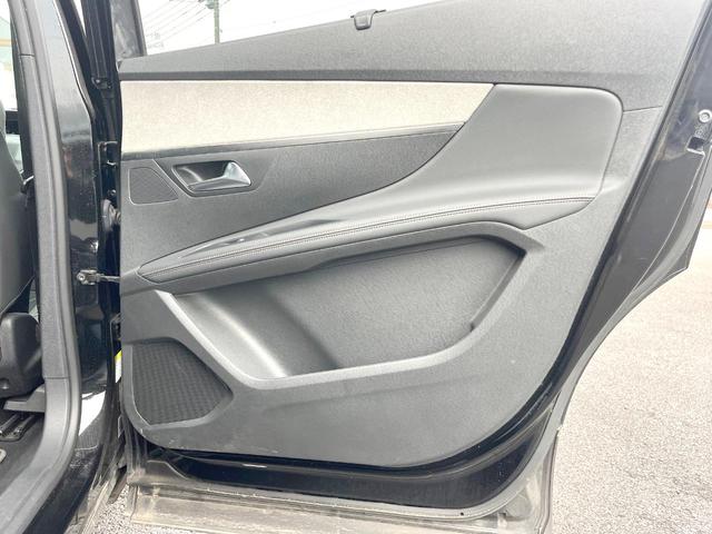 ５００８ ＧＴ　ブルーＨＤｉ　ファーストクラスＰＫＧ　ＡＰＰＬＥＣＡＲＰＬＡＹ　３６０度ビジョン　シートヒーター　パワーシート　ブラインドスポット　パワーバックドア　ＬＥＤヘッドライト　純正１８インチアルミ　ＥＴＣ　禁煙車（60枚目）