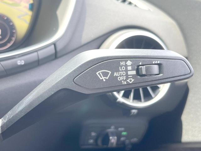 ＴＴクーペ ２．０ＴＦＳＩ　Ｓラインパッケージ　バーチャルコックピット　純正ナビ　ハーフレザーシート　純正１８インチアルミホイール　ＬＥＤヘッドランプ　Ｓラインスポーツサスペンション　「Ｓ　ｌｉｎｅ」エンブレム　ステンレス製ペダル　ＥＴＣ　禁煙車（27枚目）