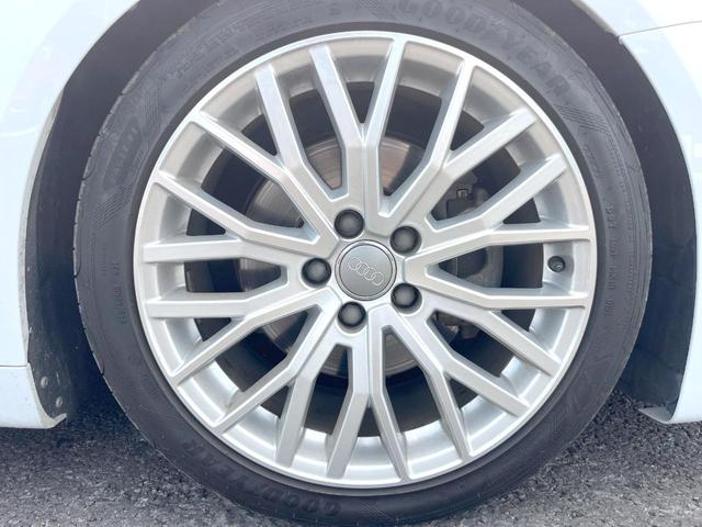ＴＴクーペ ２．０ＴＦＳＩ　Ｓラインパッケージ　バーチャルコックピット　純正ナビ　ハーフレザーシート　純正１８インチアルミホイール　ＬＥＤヘッドランプ　Ｓラインスポーツサスペンション　「Ｓ　ｌｉｎｅ」エンブレム　ステンレス製ペダル　ＥＴＣ　禁煙車（44枚目）