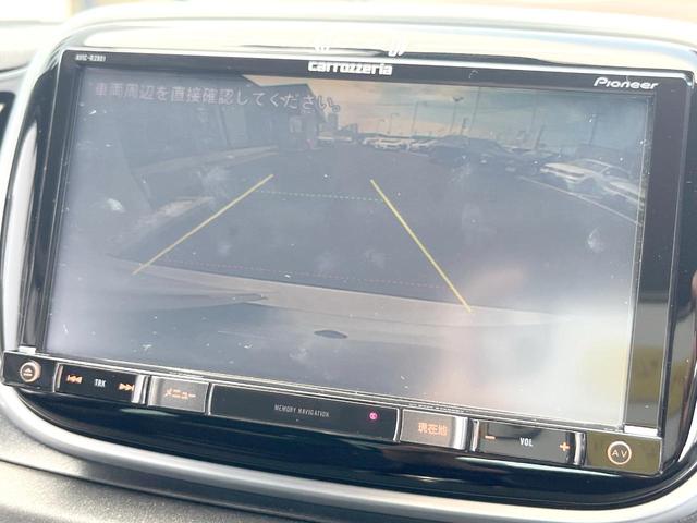 アバルト５９５ コンペティツィオーネ　５速ＭＴ　ｃａｒｒｏｚｚｅｒｉａ製ナビ　バックカメラ　フルセグＴＶ　レコードモンツァマフラー　Ｓａｂｅｌｔ製革・アルカンターラコンビシート　ＨＩＤヘッド　純正１７インチアルミ　ＥＴＣ　禁煙車（7枚目）