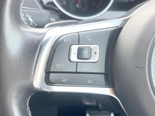 ゴルフトゥーラン ＴＳＩ　Ｒライン　ＤＣＣＰＫＧ　Ｄｉｓｃｏｖｅｒ　Ｐｒｏ　ＡｐｐｌｅＣａｒＰｌａｙ　リアビューカメラ　　アダプティブシャシーコントロール　アダプティブクルーズコントロール　純正１８インチアルミホイール　ＥＴＣ　禁煙車（7枚目）