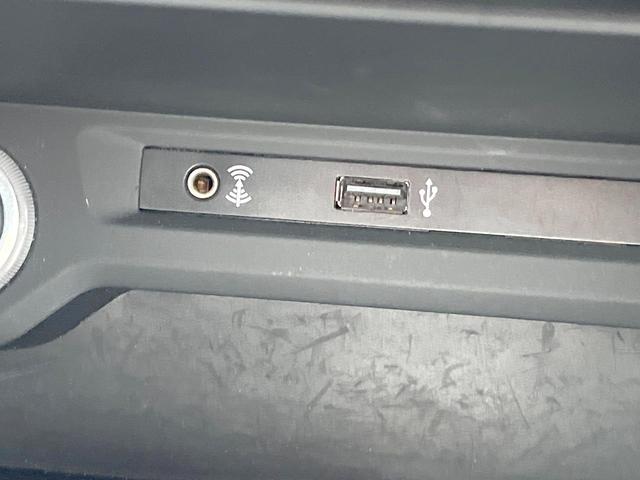 ゴルフトゥーラン ＴＳＩ　Ｒライン　ＤＣＣＰＫＧ　Ｄｉｓｃｏｖｅｒ　Ｐｒｏ　ＡｐｐｌｅＣａｒＰｌａｙ　リアビューカメラ　　アダプティブシャシーコントロール　アダプティブクルーズコントロール　純正１８インチアルミホイール　ＥＴＣ　禁煙車（45枚目）
