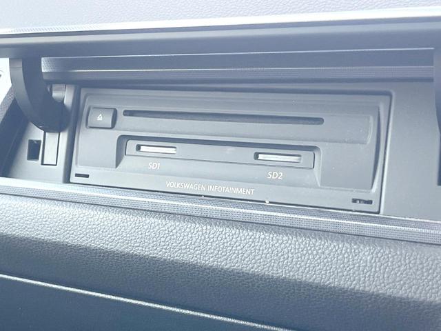 ゴルフトゥーラン ＴＳＩ　Ｒライン　ＤＣＣＰＫＧ　Ｄｉｓｃｏｖｅｒ　Ｐｒｏ　ＡｐｐｌｅＣａｒＰｌａｙ　リアビューカメラ　　アダプティブシャシーコントロール　アダプティブクルーズコントロール　純正１８インチアルミホイール　ＥＴＣ　禁煙車（47枚目）