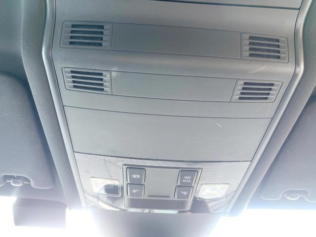 ゴルフトゥーラン ＴＳＩ　Ｒライン　ＤＣＣＰＫＧ　Ｄｉｓｃｏｖｅｒ　Ｐｒｏ　ＡｐｐｌｅＣａｒＰｌａｙ　リアビューカメラ　　アダプティブシャシーコントロール　アダプティブクルーズコントロール　純正１８インチアルミホイール　ＥＴＣ　禁煙車（48枚目）