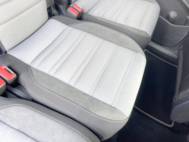ゴルフトゥーラン ＴＳＩ　Ｒライン　ＤＣＣＰＫＧ　Ｄｉｓｃｏｖｅｒ　Ｐｒｏ　ＡｐｐｌｅＣａｒＰｌａｙ　リアビューカメラ　　アダプティブシャシーコントロール　アダプティブクルーズコントロール　純正１８インチアルミホイール　ＥＴＣ　禁煙車（58枚目）