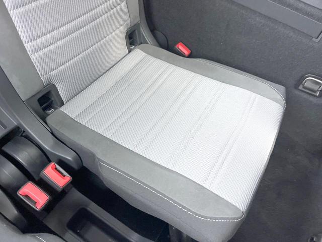 ゴルフトゥーラン ＴＳＩ　Ｒライン　ＤＣＣＰＫＧ　Ｄｉｓｃｏｖｅｒ　Ｐｒｏ　ＡｐｐｌｅＣａｒＰｌａｙ　リアビューカメラ　　アダプティブシャシーコントロール　アダプティブクルーズコントロール　純正１８インチアルミホイール　ＥＴＣ　禁煙車（61枚目）