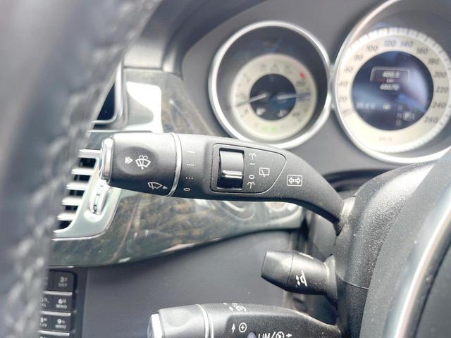 ＣＬＳクラス シューティングブレーク ＣＬＳ２２０ｄ　ＡＭＧライン　シューティングブレーク　サンルーフ　黒革シート　純正ナビＴＶ　３６０度カメラシステム　ディストロニック＋　シートヒーター　パワーシート　純正１９インチＡＷ　ＬＥＤヘッドランプ　ＡＩＲマティックサスペンション　ＥＴＣ　禁煙車（34枚目）