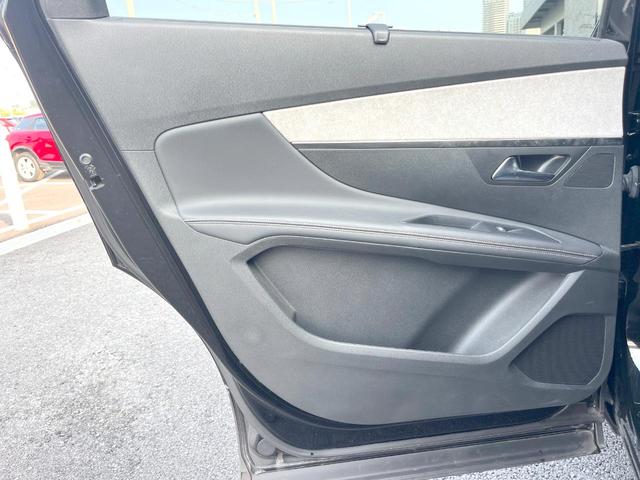５００８ ＧＴ　ブルーＨＤｉ　１オーナー　ファーストクラスＰＫＧ　パノラミックサンルーフ　シートヒーター　パワーシート　Ａｐｐｌｅｃａｒｐｌａｙ　３６０度ビジョン　パークアシスト　アダプティブクルーズ　衝突軽減　ＥＴＣ　禁煙車（32枚目）