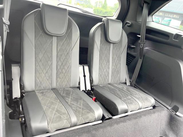 ５００８ ＧＴ　ブルーＨＤｉ　純正ナビＴＶ　ＡｐｐｌｅＣａｒＰｌａｙ　バックカメラ　アダプティブクルーズ　衝突軽減　パワーバックドア　アドバンスドグリップコントロール　ハーフレザーシート　純正１８インチアルミ　ＥＴＣ　禁煙車（11枚目）