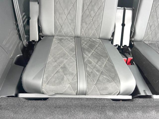 ５００８ ＧＴ　ブルーＨＤｉ　純正ナビＴＶ　ＡｐｐｌｅＣａｒＰｌａｙ　バックカメラ　アダプティブクルーズ　衝突軽減　パワーバックドア　アドバンスドグリップコントロール　ハーフレザーシート　純正１８インチアルミ　ＥＴＣ　禁煙車（42枚目）