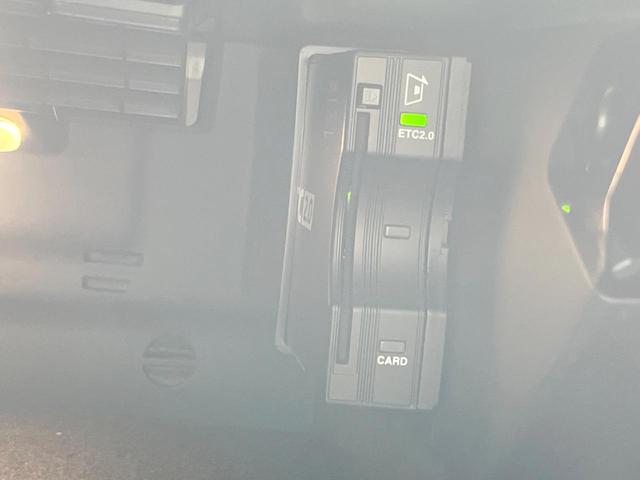 ＣＬＡクラス シューティングブレーク ＣＬＡ２００ｄ　シューティングブレーク　ＡＭＧライン　ワンオーナー　アドバンスドＰＫＧ　ナビゲーションＰＫＧ　パノラミックスライディングルーフ　シートヒーター　純正ナビＴＶ　全周囲カメラ　ヘッドアップディスプレイ　純正１８インチアルミ　ＬＥＤヘッドライト（50枚目）