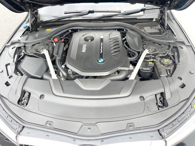 ７シリーズ ７４０ｉ　Ｍスポーツ　サンルーフ　革シート　ＯＰ２０インチＡＷ　レーザーライト　純正ナビＴＶ　３６０度カメラ　ｈａｒｍａｎ－ｋａｒｄｏｎ　ＨＵＤ　アクティブクルコン　パワーシート　シートヒーター　パドルシフト　ＥＴＣ　禁煙（19枚目）